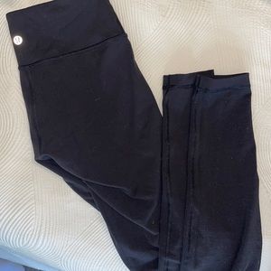 Black lululemon leggings